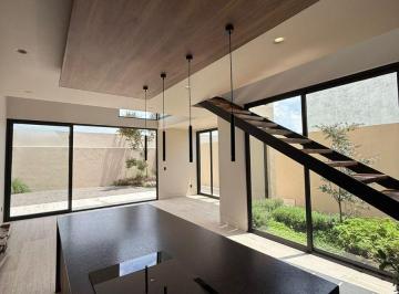 Casa de 4 habitaciones, León · Casa de 4 Recámaras en Venta en La Valenciana, León - Lagos