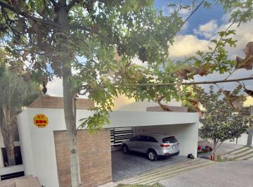 Casa de 3 habitaciones, San Luis Potosí · Cerradas del Pedregal 2