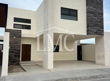 Casa en condominio de 3 habitaciones, Saltillo · En Renta Casa Nueva Equipada Al Norte Valle de Fontanna