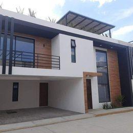 Casa · 255m² · 4 Recámaras · 4 Estacionamientos · Casa en Alvaro Obregón