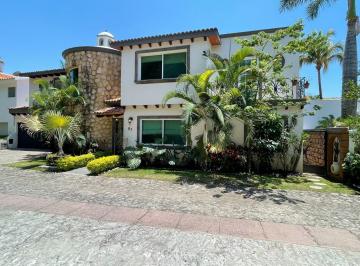 Casa en condominio · 400m² · 3 Recámaras · 2 Estacionamientos · Casa en Venta, Kloster Sumiya, Cuernavaca