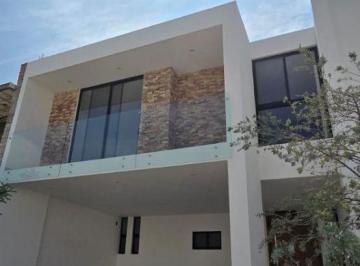 Casa de 3 habitaciones, León · Casa en Venta en Sierra Nogal con 3 Recamaras 3 Baños Zona Ibero