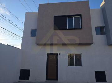 Casa de 2 habitaciones, Saltillo · Casa en Renta en Fraccionamiento La Salle