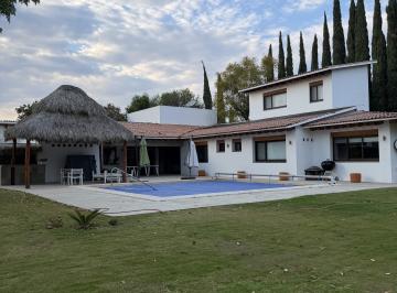 Casa de 4 habitaciones, San Juan del Río · Casa en Venta en Club de Golf San Gil en un Piso Colinda con Campo de Golf