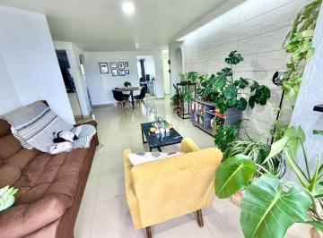 Departamento · 109m² · 3 Recámaras · 1 Estacionamiento · Venta de Departamento Sobre Av Patria de Tres Recamaras. Oportunidad!
