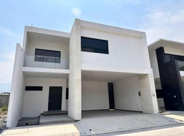 Casa · 305m² · 3 Recámaras · Casa en Venta en Amorada Residencial, Santiago Nl