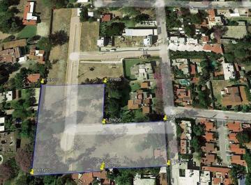 Terreno / Lote · 7900m² · Terreno Subdividido en Venta Los Pinos Campestre