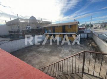 Casa · 300m² · 7 Recámaras · 6 Estacionamientos · Venta de Casa y Departamentos en Zona Centro de Rosarito - (4)