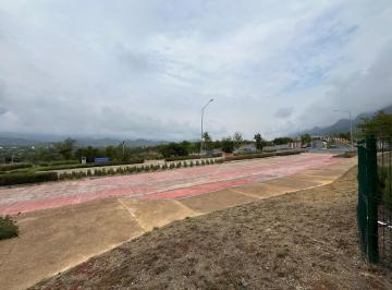 5455d8c6d9f814db1ebb9cc56dd14fd57903f4735c8d2dd8ab227960ce6721ef · Terreno en Venta en Aysso
753 m²