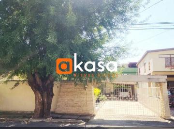 Casa de 3 habitaciones, Monterrey · Casa en Venta – Colonia Roma (Zona Conty), Av Eugenio Garza Sada