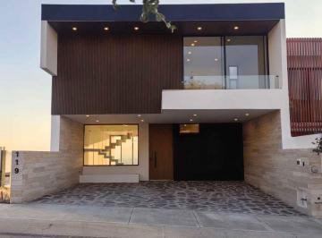 Casa de 4 habitaciones, León · Casa en Venta en Lomas Punta del Este
