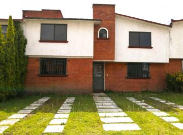 Casa · 200m² · 3 Recámaras · 3 Estacionamientos · Casa Venta Zinacantepec, Fracc. La Aurora 1