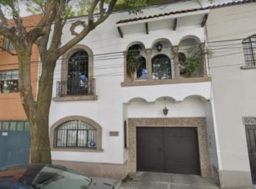 Casa de 4 habitaciones, Cuauhtémoc · Casa en Venta. Colonia Condesa. Cuauhtémoc, Cdmx