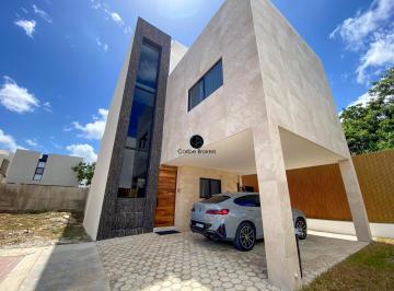 Fachada Principal · Casa en Residencial Río