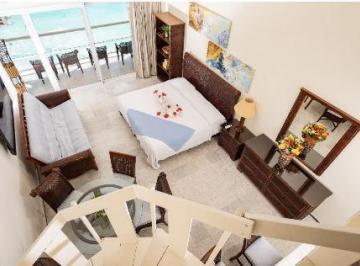 Departamento · 65m² · 2 Recámaras · Penthouse en Venta Frente Al Mar en Salvia | Ideal Para Airbnb | Zona Hotelera Cancún