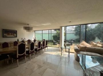 Casa · 630m² · 4 Recámaras · 4 Estacionamientos · Casa en Renta en Lomas de Tecamachalco, Jardín, 2 Pisos