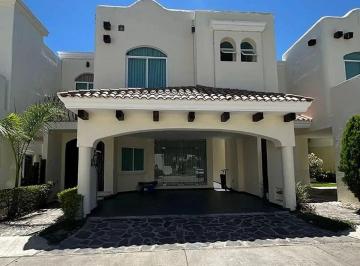 Casa de 3 habitaciones, Mazatlán · Casa en Venta en Fraccionamiento Quinta Gaviotas Mazatlán
