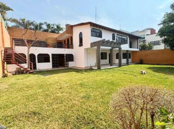 Casa de 4 habitaciones, Cuernavaca · Estupenda Casa en Exclusivo Fraccionam Al Sur de Cuernavaca, Fácil Acceso a La Carretera a La Cdmx