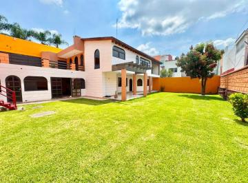Casa de 4 habitaciones, Cuernavaca · Estupenda Casa en Exclusivo Fraccionam Al Sur de Cuernavaca, Fácil Acceso a La Carretera a La Cdmx