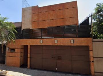 Casa de 4 habitaciones, Coyoacán · Excelente y Hermosa Casa en Paseo de Los Framboyanes, Taxqueña, Coyoacán, Cdmx.