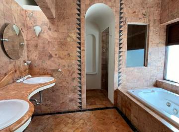 Casa · 470m² · 5 Recámaras · Casa en Venta Zona Hotelera Cancun Frente a Playa