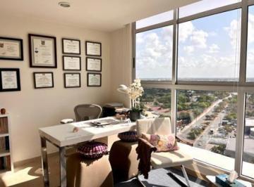 Departamento · 370m² · 3 Recámaras · 3 Estacionamientos · Penthouse en Venta Zona Hotelera Cancún