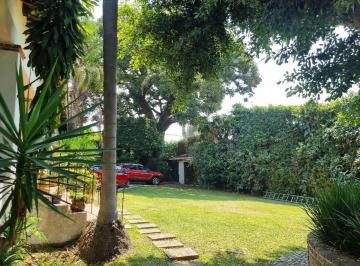 Casa uso de suelo de 4 habitaciones, Cuernavaca · Vendo Casa Como Terreno, Zona Norte Centrica en Cuernavaca, Mor.