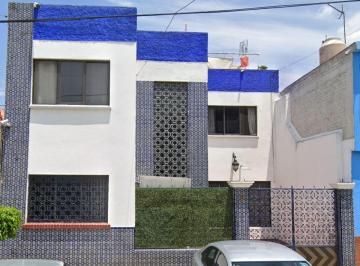 Casa de 4 habitaciones, Gustavo A. Madero · Casa en Venta en Calle Prol. Granate Colonia Estella, Gustavo A. Madero.