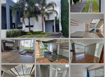 Casa de 2 habitaciones, Tlajomulco de Zúñiga · Casa en Venta en El Sur de Guadalajara