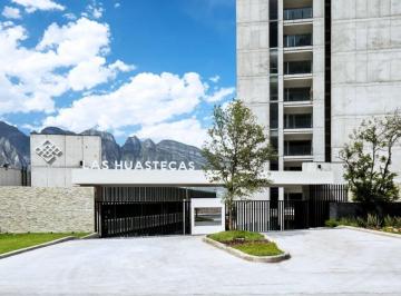 Departamento · 100m² · 2 Recámaras · 2 Estacionamientos · Venta de Departamento de Lujo en Las Huastecas Excelente Ubicacion