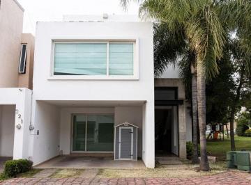 Casa de 3 habitaciones, León · Casa en Venta en Jardines de Santa Fe con 3 Recamaras