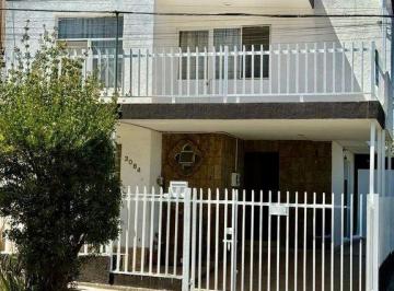 Casa · 190m² · 4 Recámaras · 1 Estacionamiento · Casa en Venta en Fraccionamiento Revolución