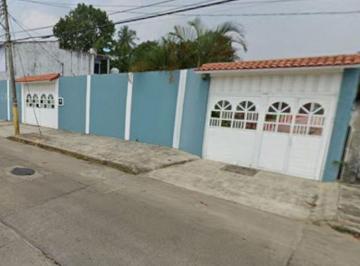 Casa de 3 habitaciones, Minatitlán · Casa en Venta. Colonia Nueva Mina. Minatitlán, Veracruz