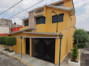 Casa de 5 habitaciones, Gustavo A. Madero · Excelente y Hermosa Casa en El Coyol, Gustavo A. Madero, Cdmx.