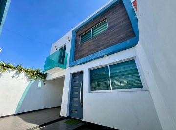 Casa de 4 habitaciones, Guadalajara · Casa en Venta en Isla Mona