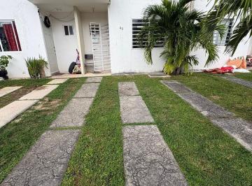 Casa · 2 Recámaras · 2 Estacionamientos · Casa en Renta – Jardines del Sur 2. 2 Recám, 2 Baños. Sin Muebles