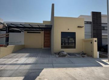 Casa · 108m² · 2 Recámaras · Casa - Zákia