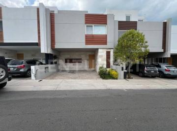 Casa · 250m² · 3 Recámaras · 2 Estacionamientos · Renta de Casa en Condominio Citea Zibatá