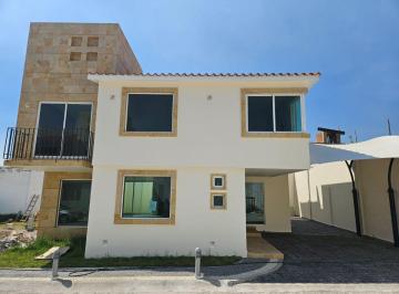 Casa de 3 habitaciones, Metepec · Casa Venta o Renta Fracc Montjuic Metepec