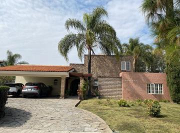 Casa de 4 habitaciones, Zapopan · Residencia en Venta Colinas El Centinela