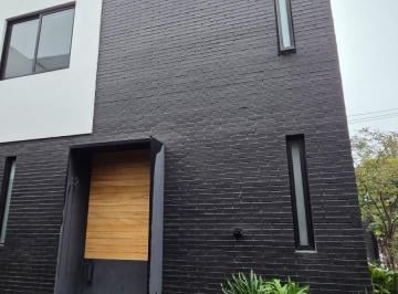 Casa de 3 habitaciones, Zapopan · Casa en Venta en Jardines Universidad