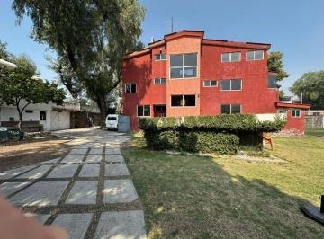Casa de 5 habitaciones, Xochimilco · Propiedad con Terreno Plano de 2,600 m² y 450 m² de Construcción