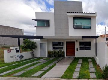 Casa de 4 habitaciones, Querétaro · Ps. Hermosa Casa en Venta. lago Yuriria, Cumbres del Lago,, Juriquilla, Queretaro.