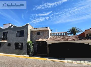 Casa · 344m² · 3 Recámaras · 2 Estacionamientos · Excelente Residencia Zona Zavaleta Camino Real $6,350,000