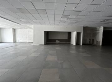 Local comercial · 7 Estacionamientos · Local Renta Marina Nacional 393.81 m² Pb
