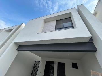 Casa · 165m² · 3 Recámaras · 2 Estacionamientos · Casa en Fraccionamiento Altrysa Completamente Equipada