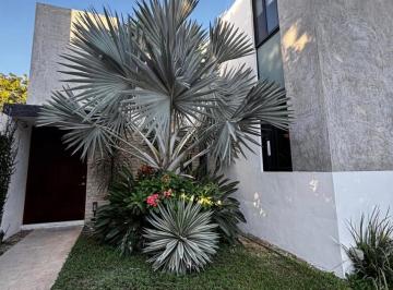 Casa · 3 Recámaras · 2 Estacionamientos · Casa en Renta en Conkal, Yucatán – Privada Residencial