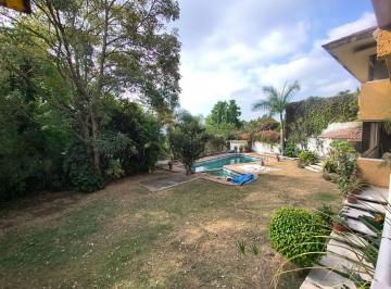 Casa de 5 habitaciones, Cuernavaca · Casa en Exclusivo Fraccionamiento