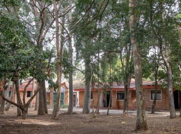 Terreno / Lote · 998m² · Terreno Arbolado en Venta en Los Pinos Campestre
