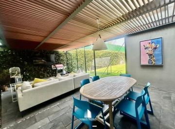 Casa de 4 habitaciones, Huixquilucan · Casa en Lomas de La Herradura,4 Recamaras Jardin, Terraza y Home Office, Oportunidad!